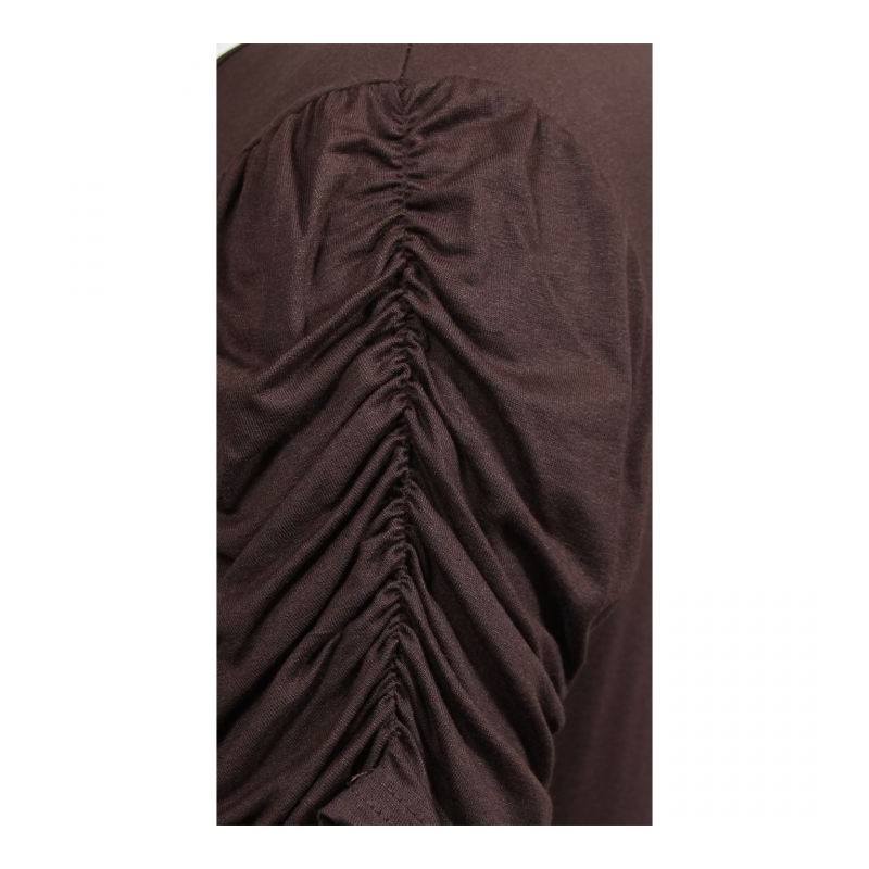 tunique grande taille - tunique volantée smockée aux épaules marron foncé (détail)