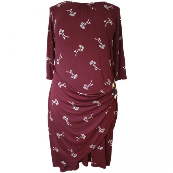 robe grande taille - robe effet drapé bordeaux avec boucle dorée Blue Chameleon (face)