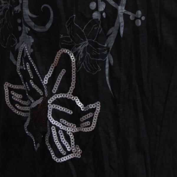 robe-tunique grande taille Claude Gérard motifs lys en sequins grande taille coloris noir (détail motif)