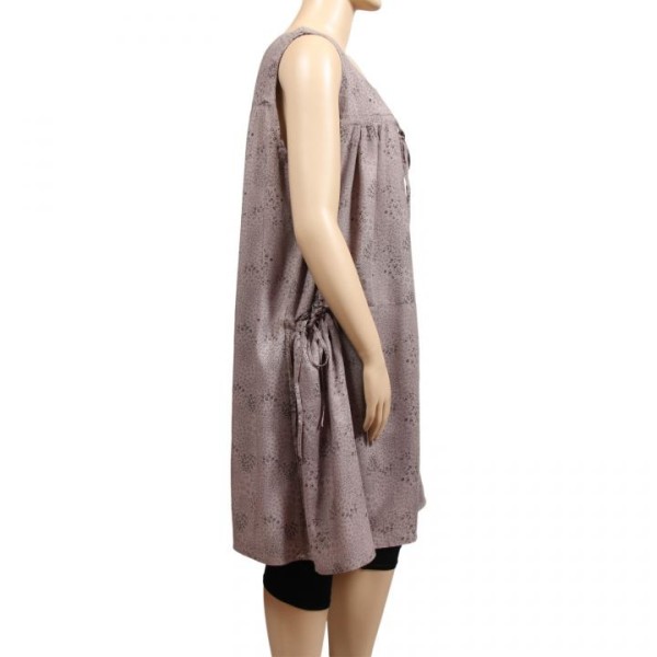robe grande taille - robe chasuble trapèze Danny marron clair (côté)
