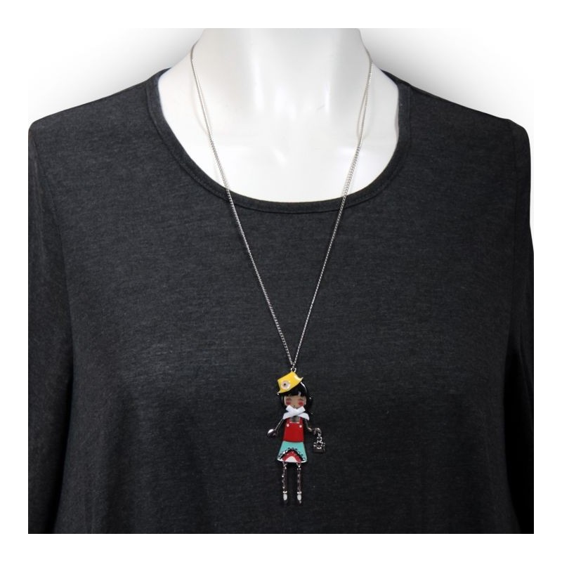 collier fantaisie grande taille - collier pepette Ninon coloris rouge "les pepettes" Lol bijoux (porté)