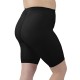 Short anti-frottements noir en fil recyclé 90 deniers, vu de face. Tissu extensible et respirant.