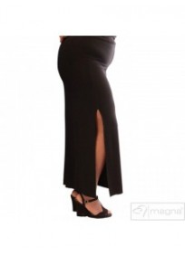 jupe grande taille - maxi jupe longue noire fendue sur le côté Magna (porté)